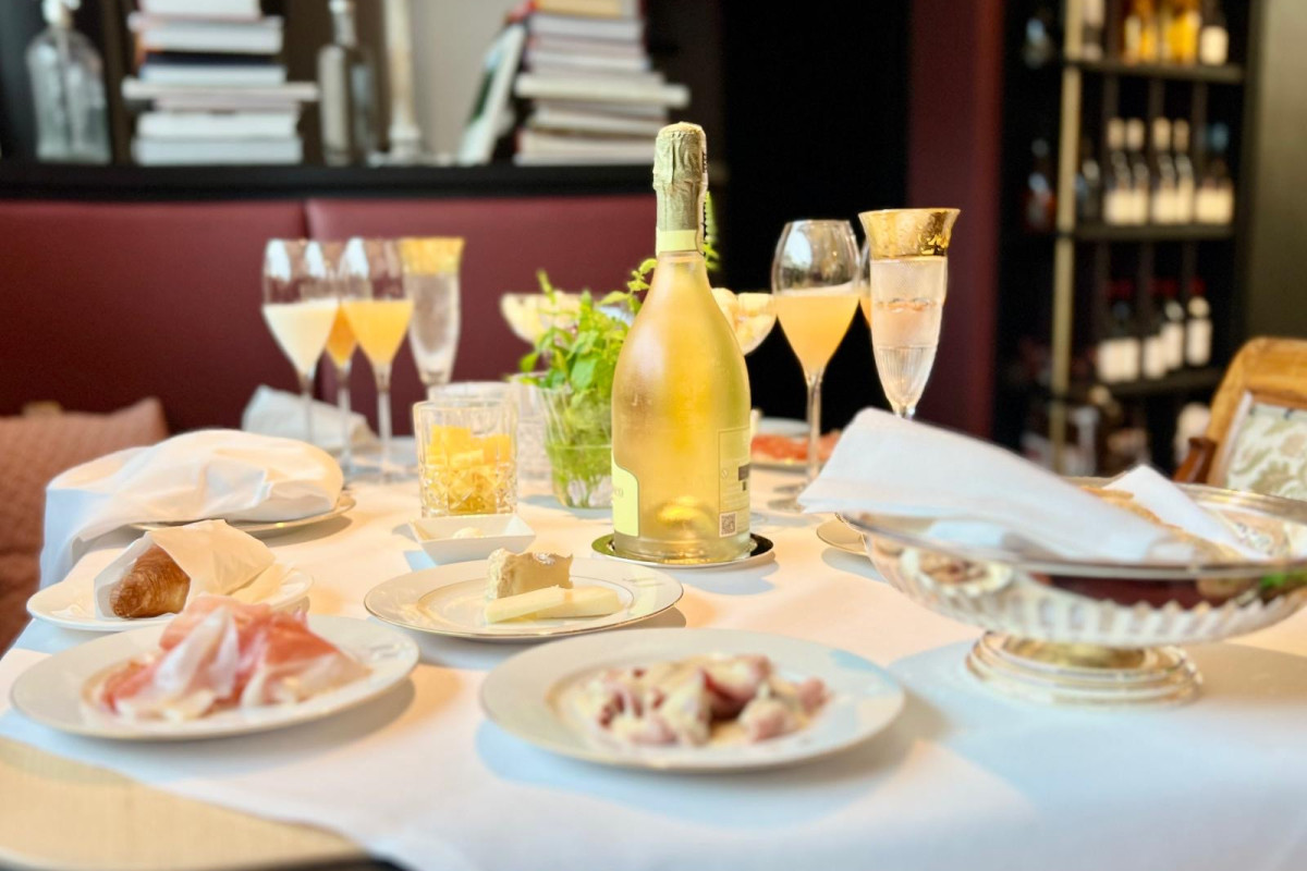 Feines Frühstück bei Vincenzo Degasperi Hotel zur Post